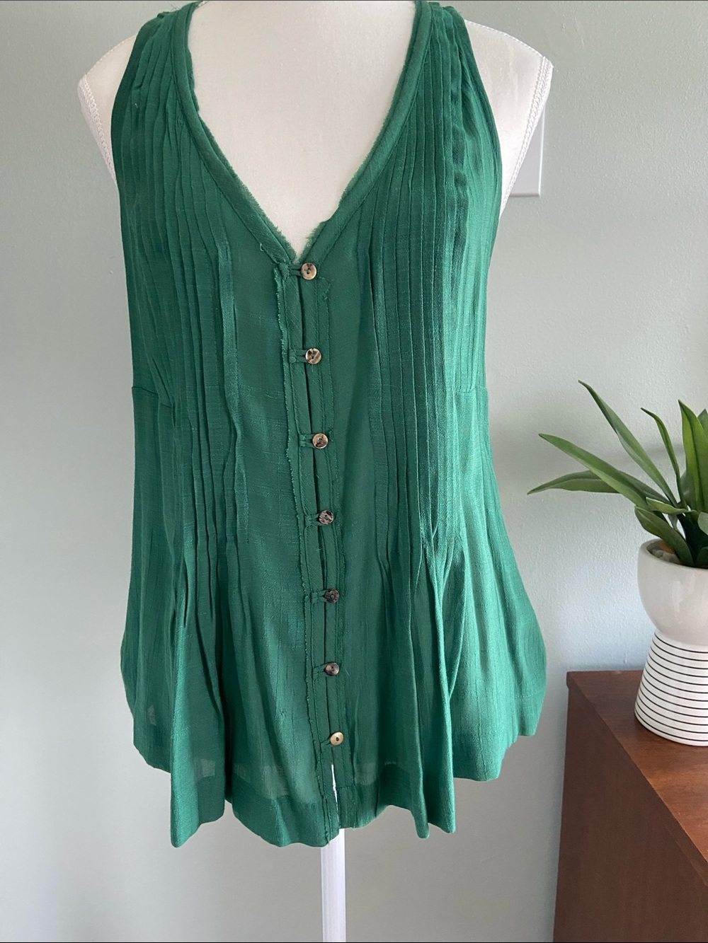 Maeve Gauzy Green Button-Front Sleeveless Women's Top Size XS Like New